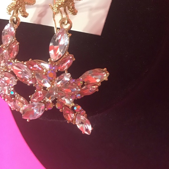 ⭐️NWT BETSEY JOHNSON STARFISH EARRINGS - Picture 5 of 11